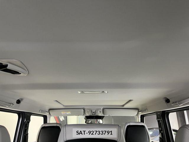 Mercedes Benz G-CLASS 2016-04 2350741-13