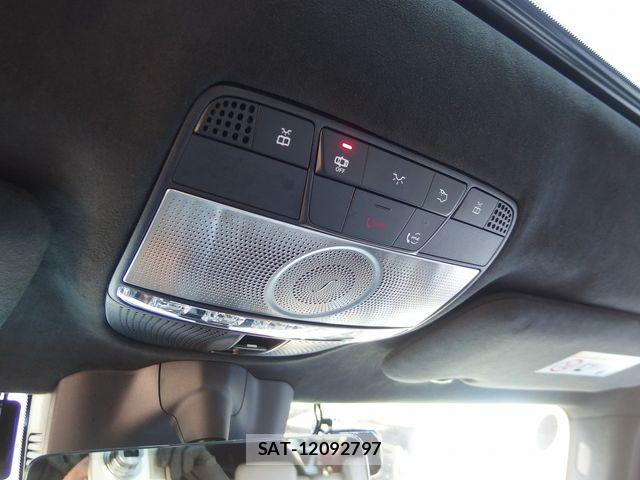 Mercedes Benz G-CLASS 2022-03 6012823-28