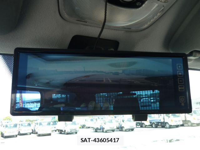 Mercedes Benz G-CLASS 2012-04 6545768-29