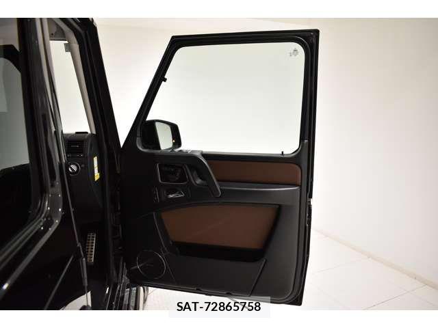 Mercedes Benz G-CLASS 2017-03 6613189-5