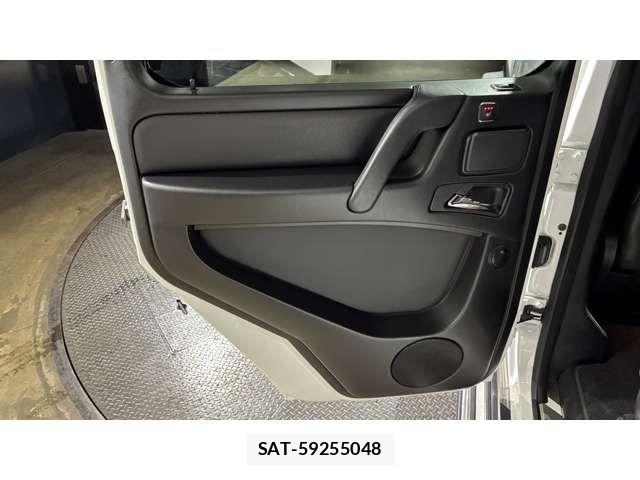 Mercedes Benz G-CLASS 2016-08 6752370-15