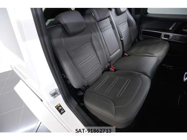Mercedes Benz G-CLASS 2024-04 7216945-3