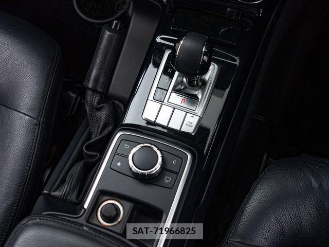 Mercedes Benz G-CLASS 2018-04 7501463-23