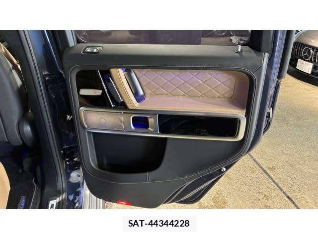 Mercedes Benz G-CLASS 2024-10 7618015-11