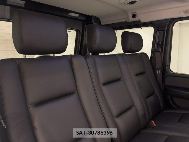 Mercedes Benz G-CLASS 2018-06 7979954-11