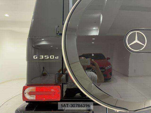 Mercedes Benz G-CLASS 2018-06 7979954-13