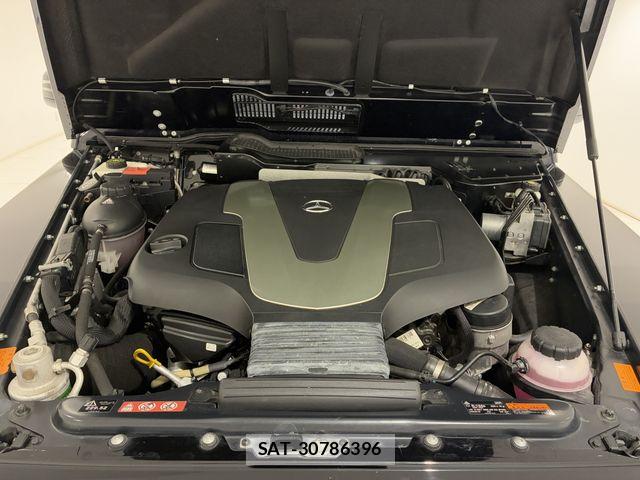 Mercedes Benz G-CLASS 2018-06 7979954-17
