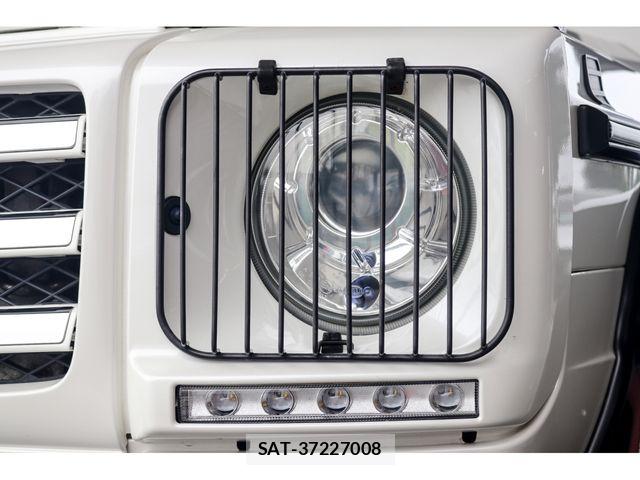 Mercedes Benz G-CLASS 2015-09 8036708-11
