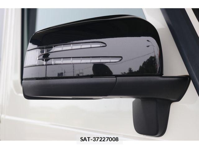 Mercedes Benz G-CLASS 2015-09 8036708-12