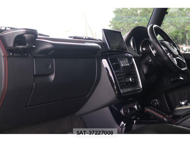 Mercedes Benz G-CLASS 2015-09 8036708-17