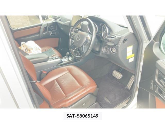 Mercedes Benz G-CLASS 2016-06 8100389-13