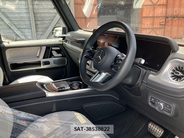Mercedes Benz G-CLASS 2024-09 8100386-2