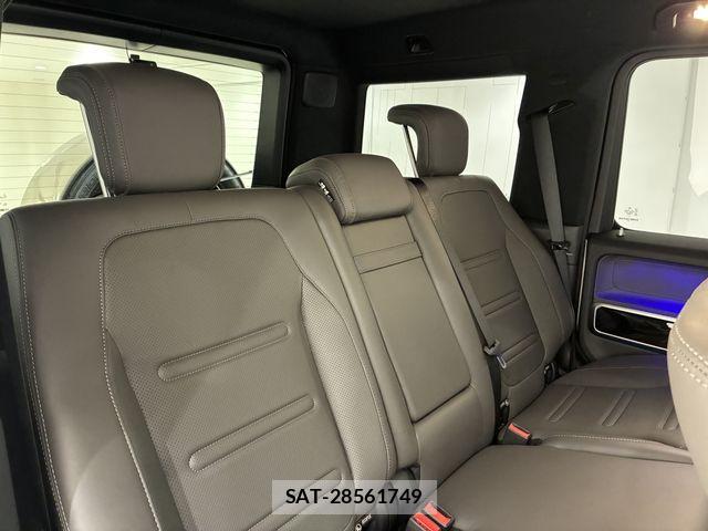 Mercedes Benz G-CLASS 2025-03 8100387-14