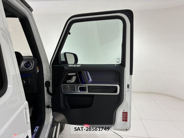 Mercedes Benz G-CLASS 2025-03 8100387-6