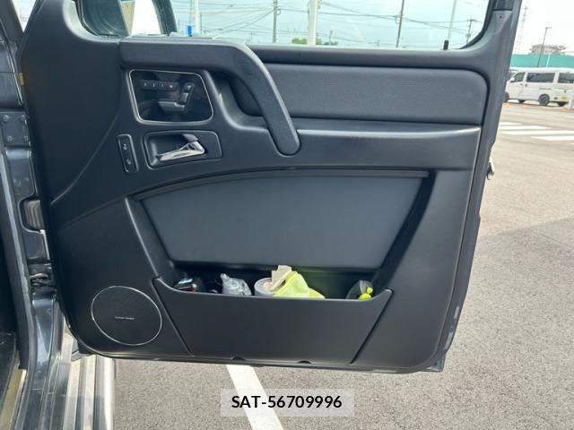 Mercedes Benz G-CLASS 2018-03 8131183-11