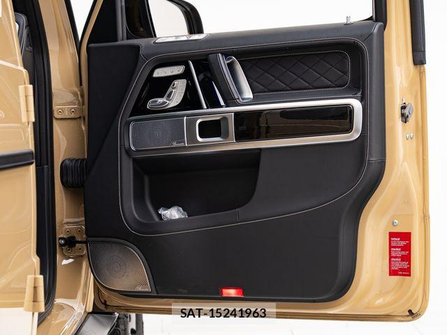Mercedes Benz G-CLASS 2024-01 8158790-17