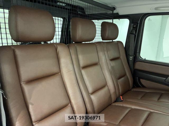 Mercedes Benz G-CLASS 2018-06 8208670-12