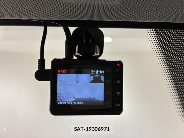 Mercedes Benz G-CLASS 2018-06 8208670-7