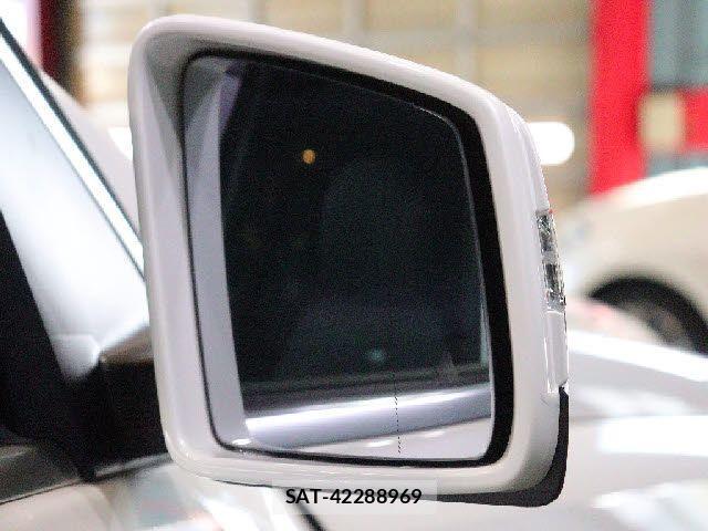 Mercedes Benz GL-CLASS 2015-01 1826725-13