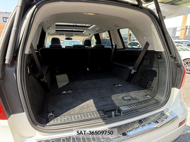 Mercedes Benz GL-CLASS 2015-02 7501486-16