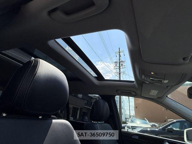 Mercedes Benz GL-CLASS 2015-02 7501486-24