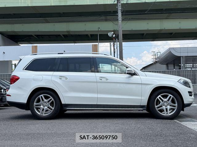 Mercedes Benz GL-CLASS 2015-02 7501486-7