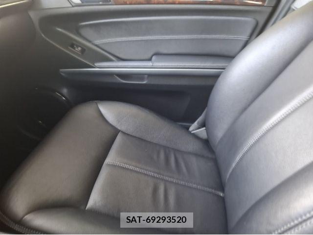 Mercedes Benz GL-CLASS 2009-03 7877742-17