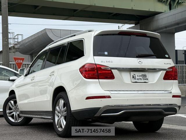 Mercedes Benz GL-CLASS 2015-10 8830287-5