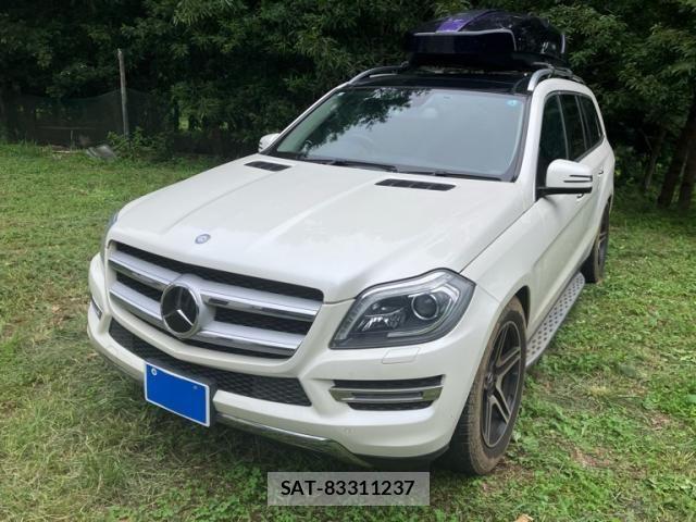 Mercedes Benz GL-CLASS 2015-06 8830286-2