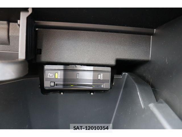 Mercedes Benz GLA-CLASS 2020-01 1207332-10