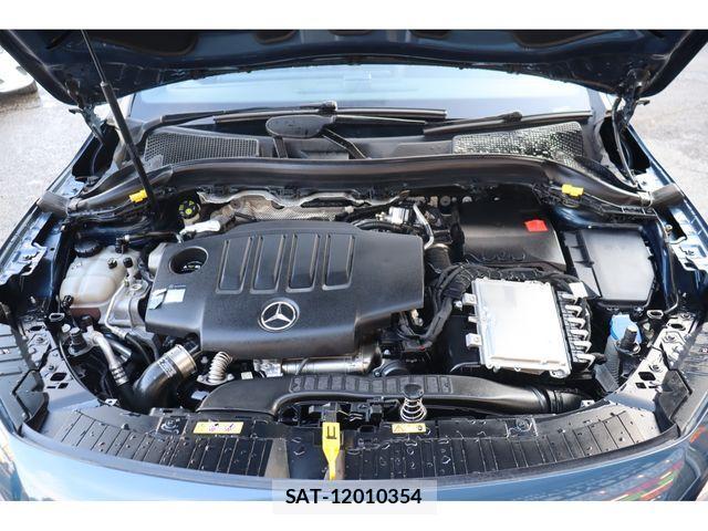 Mercedes Benz GLA-CLASS 2020-01 1207332-26