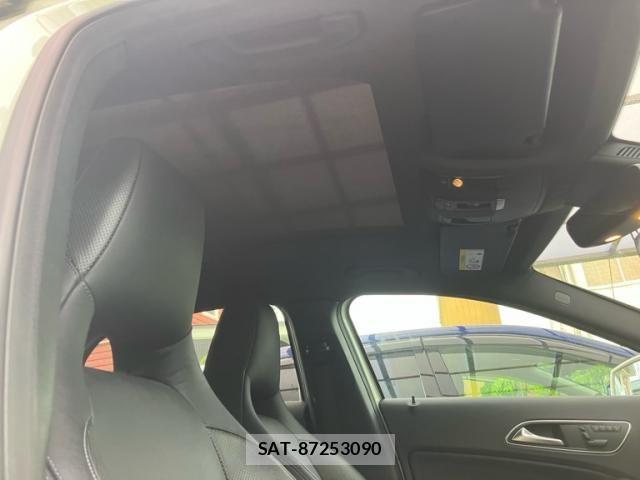 Mercedes Benz GLA-CLASS 2014-09 1207331-14