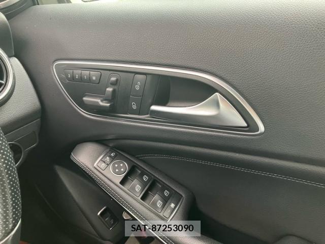 Mercedes Benz GLA-CLASS 2014-09 1207331-22