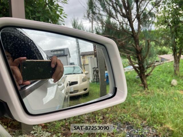 Mercedes Benz GLA-CLASS 2014-09 1207331-23