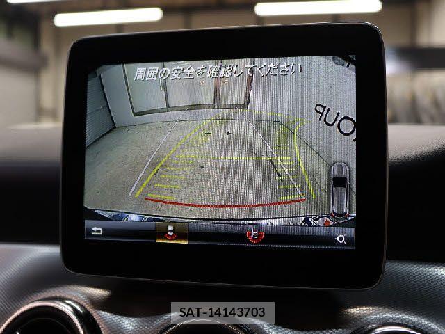 Mercedes Benz GLA-CLASS 2018-06 1302856-17