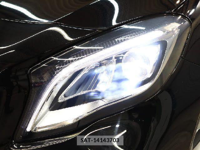 Mercedes Benz GLA-CLASS 2018-06 1302856-19