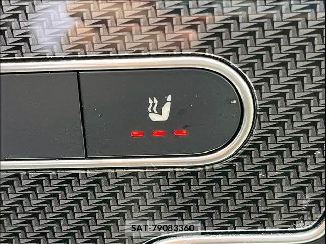 Mercedes Benz GLA-CLASS 2020-10 1347134-7