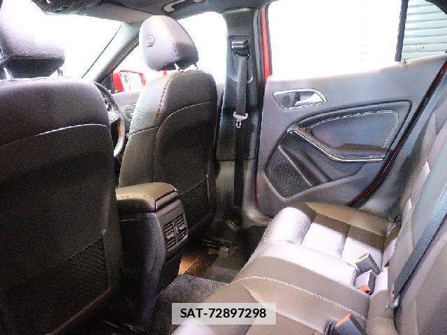 Mercedes Benz GLA-CLASS 2018-10 1354920-29