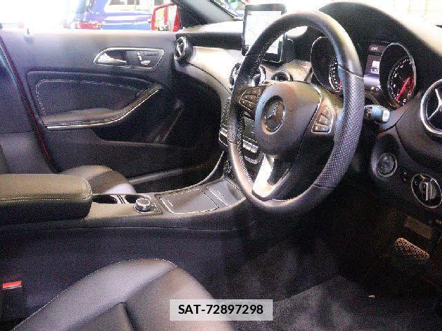 Mercedes Benz GLA-CLASS 2018-10 1354920-6