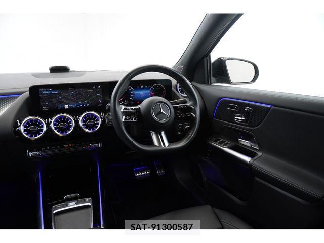 Mercedes Benz GLA-CLASS 2023-10 1372326-16