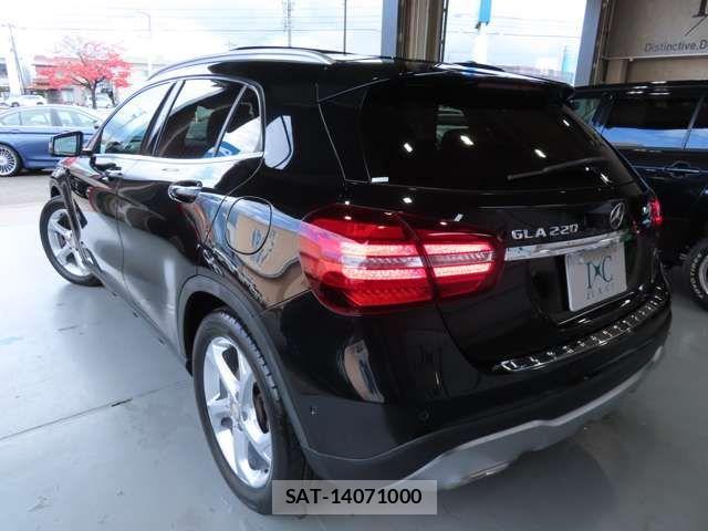 Mercedes Benz GLA-CLASS 2017-11 1416932-7