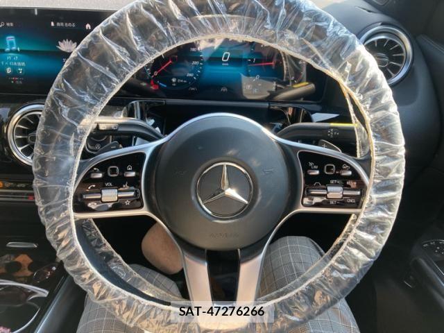 Mercedes Benz GLA-CLASS 2021-12 1446140-9