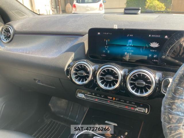 Mercedes Benz GLA-CLASS 2021-12 1446140-14