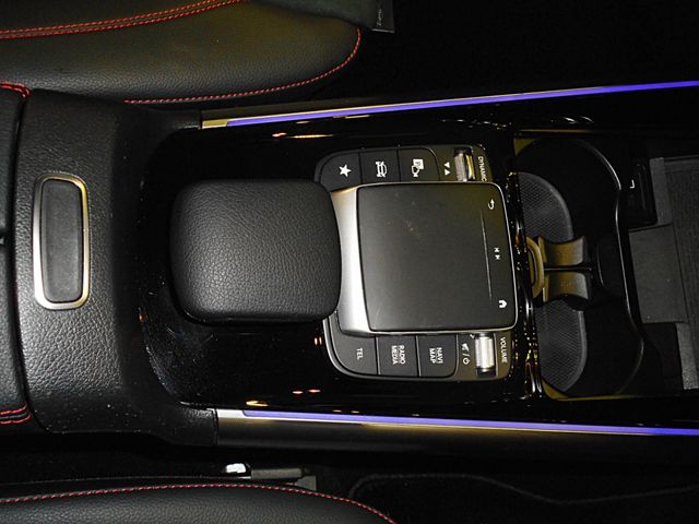 Mercedes Benz GLA-CLASS 2021-06 1546768-15
