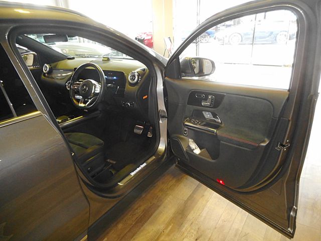 Mercedes Benz GLA-CLASS 2021-06 1546768-25