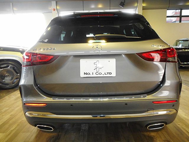Mercedes Benz GLA-CLASS 2021-06 1546768-4