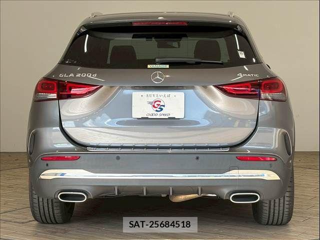 Mercedes Benz GLA-CLASS 2020-08 1744809-12