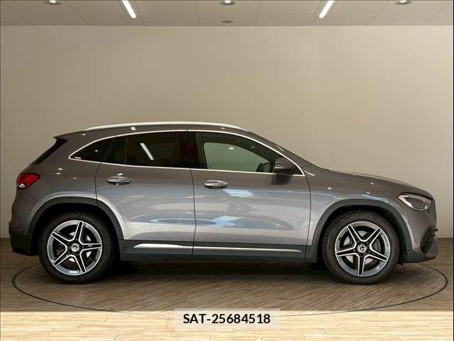 Mercedes Benz GLA-CLASS 2020-08 1744809-13