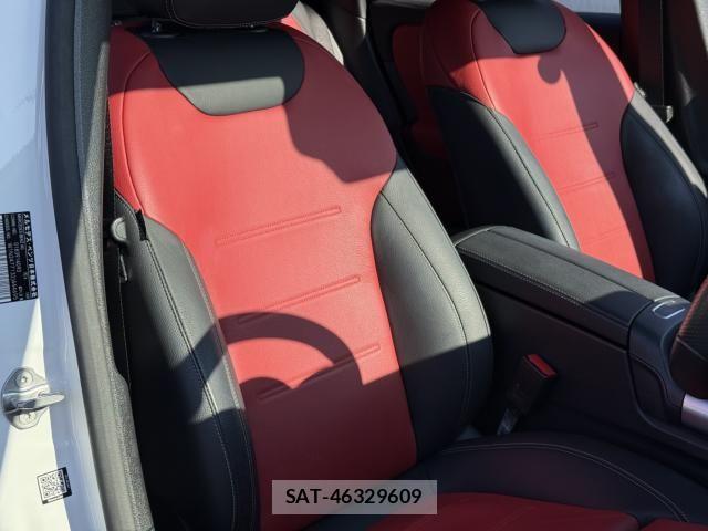Mercedes Benz GLA-CLASS 2022-11 1871633-10