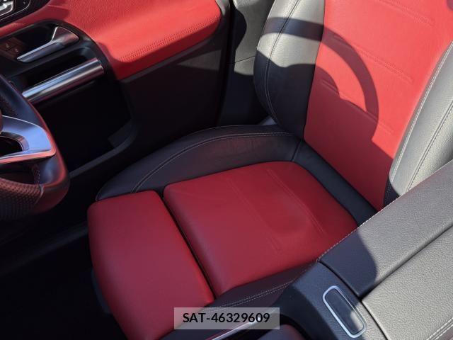 Mercedes Benz GLA-CLASS 2022-11 1871633-12